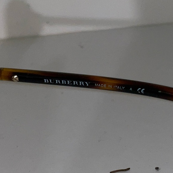 Burberry Rose Mirrored B4124 Sunglasses - Picture 4 of 5